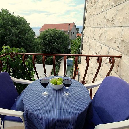 Villa Renipol Adults Only Sutivan Habitación foto