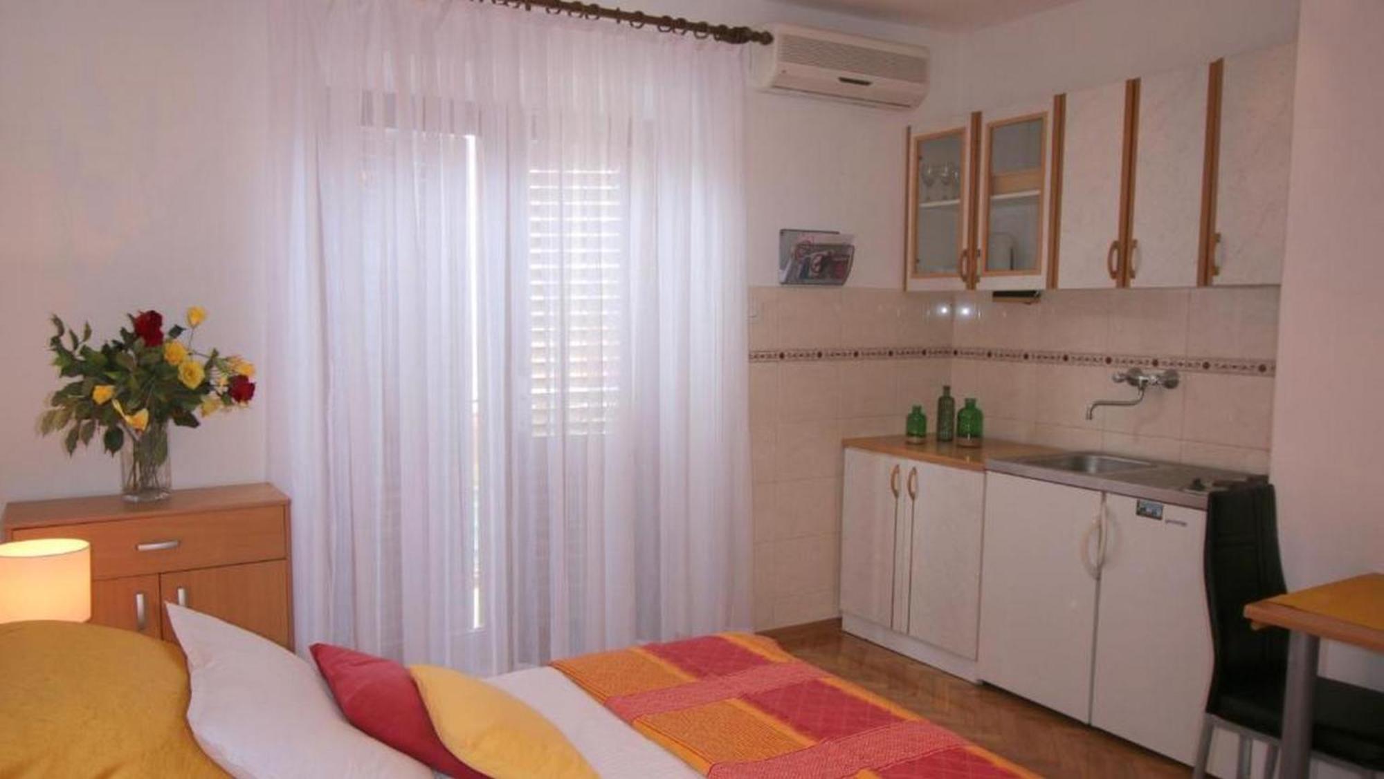 Villa Renipol Adults Only Sutivan Habitación foto